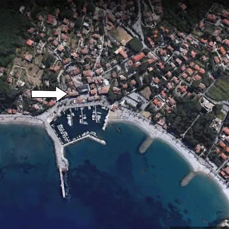 Casa vacanze 3 *