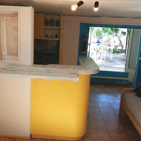 3 Σπίτι διακοπών *